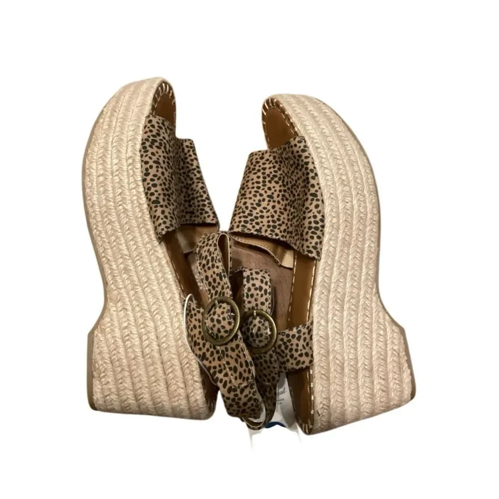 NWT Universal Thread leopard print Morgan espadrille wedge sandals Size 9